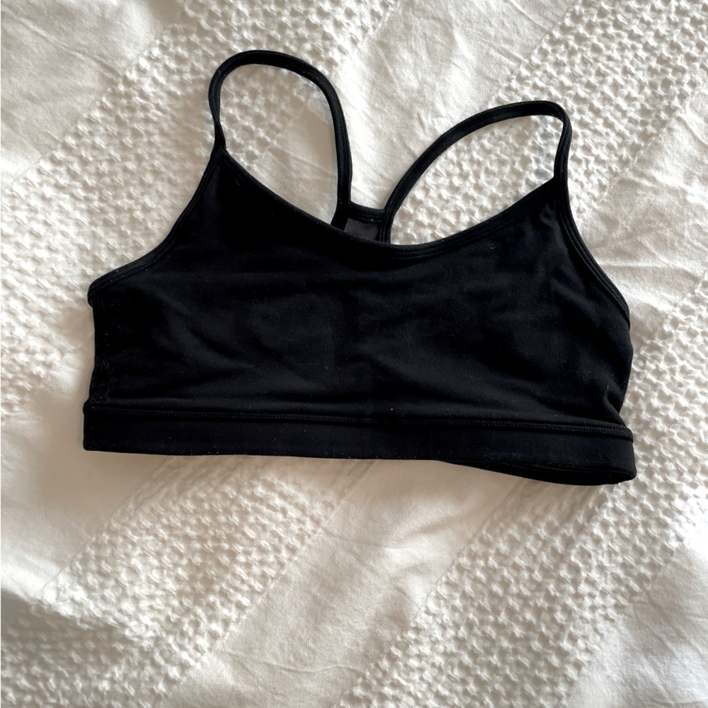 Lululemon Flow Y Nulu Bra - black